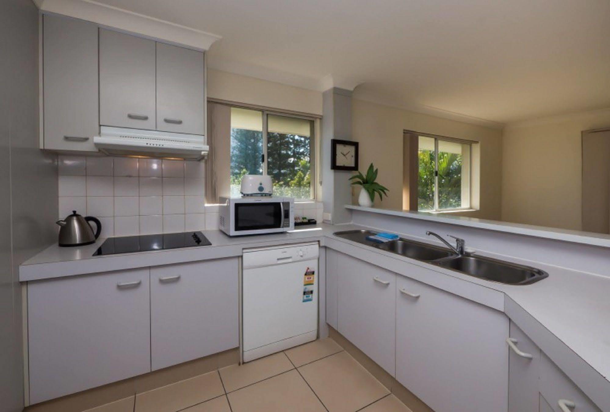 Surfers Tropique Holiday Apartments Gold Coast Exterior foto